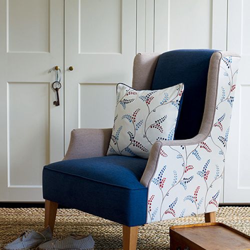 Uszak w skandynawskim wydaniu, tkaniny z kolekcji Homes and Garden II marki Baker Lifestyle. RIDEX DEKORACJE