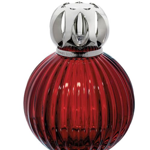 Piękna pościel i zmysłowy olejek, czyli sposób na kolorowe sny!