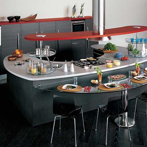 W kuchni Skyline, którą zaprojektował Lucci e Orlandini, można przygotowywać kolację, nie przerywając pogawędki z