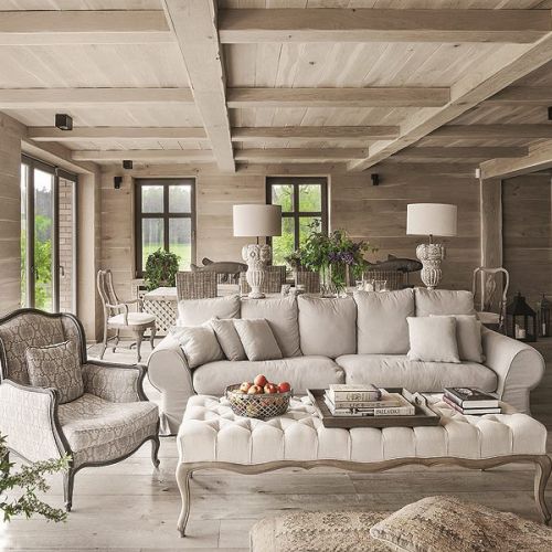 beżowy salon w stylu francuskim