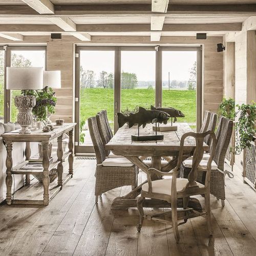 drewno w jadalni w stylu francuskim