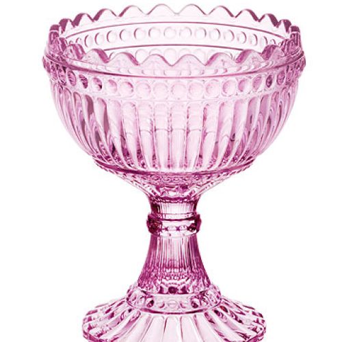 Wazony na wiosenny stole. Szklane dekoracje do domu.