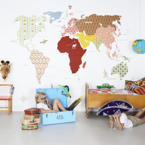 Whole Wide World, Mr Perswall. Co potrafi tapeta