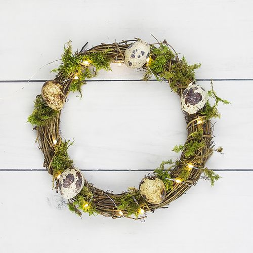 Wieniec wielkanocny na drzwi