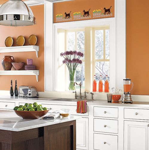 Wiosenny akcent w ciepłej kuchni. Inspirujący wiosenny kot