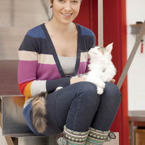 Właścicielka mieszkania. Poddasze z dodatkiem czerwieni