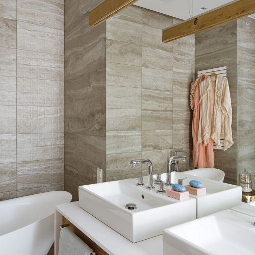 Przytulny dom ze skandynawska nutą. Tak mieszkają Katarzyna i Mateusz w domu w nowoczesnym stylu.