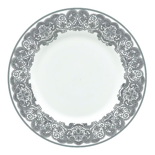 Www1.bloomingdales.com: duży talerz Waterford Lismore Lace, 127 zł.