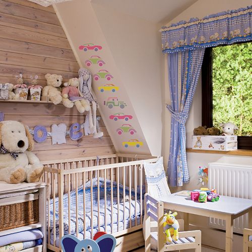 Wzór w dziecięcym pokoju. Dekoracja dla najmłodszych