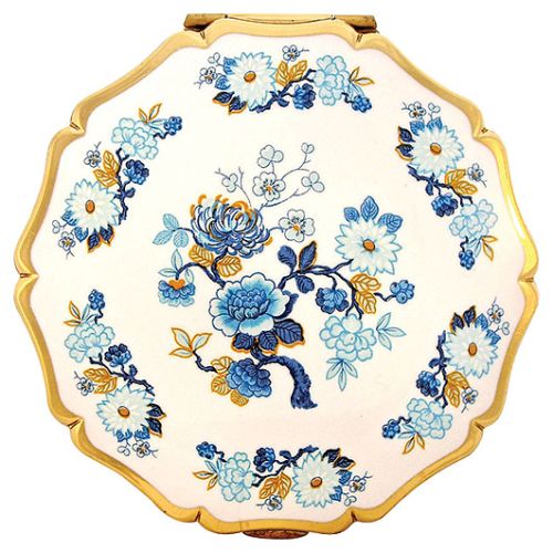 Z 1970 r., Stratton, Vanroe Compacts