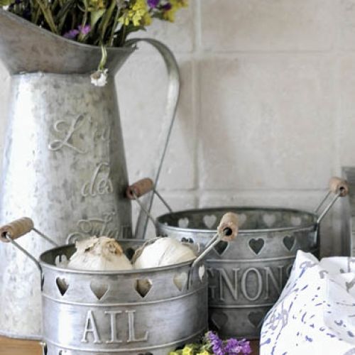 Z blachy cynkowej – 89 zł. BELLE MAISON