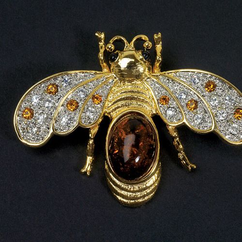 Z diamentami i bursztynem. Bursztyn