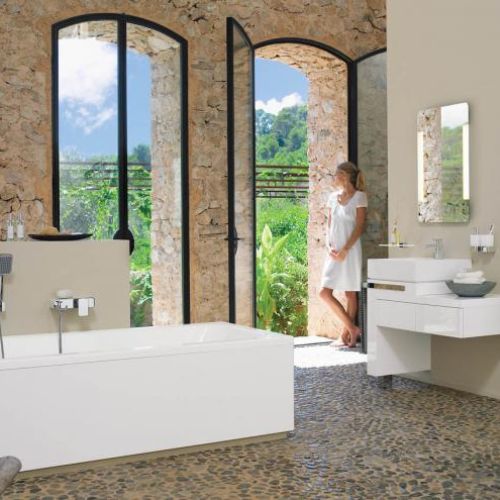 Za akrylową wannę Esprit Home Bath Concept zapłacimy 2891 zł. KLUDI