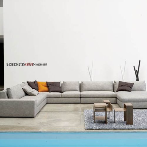 Za narożniki Exclusif marki Ligne Roset zapłacimy od 40 408 zł. ARKA STUDIO MEBLOWE
