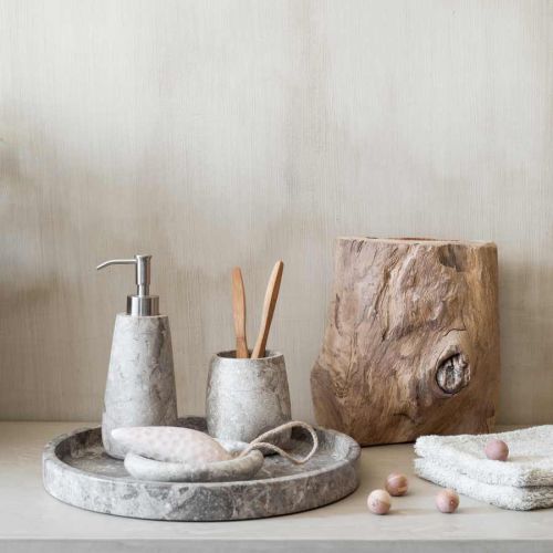 Modne dodatki do domu z kamienia naturalnego