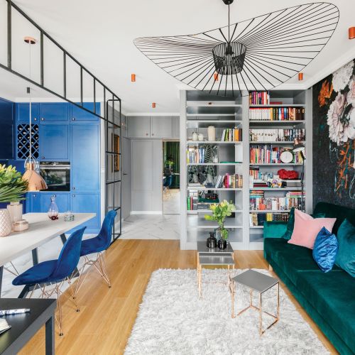 zieleń, granat i róż we wnętrzu