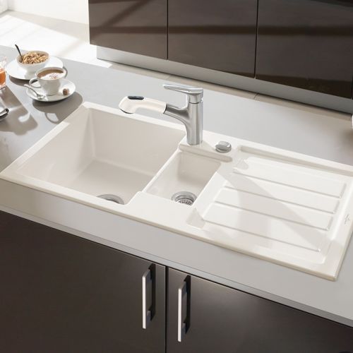 Zlew Flavia za 5150 zł i bateria Primara z kolorową wylewką za 2134 zł, VILLEROY BOCH