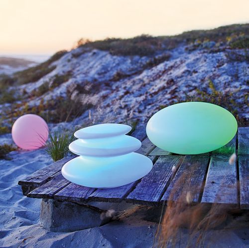 Lampy, które włączają się po zapadnięciu zmroku.