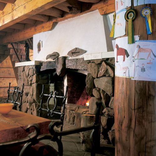 Zredukowali bieg, porzucili miasto. Zbudowali dom. Dziś hodują konie i cieszą się życiem.