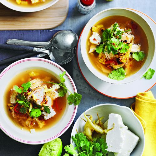 Zupa z grillowanej kukurydzy z kurczakiem.