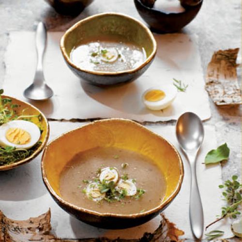 Żurek na domowym zakwasie. Gotowanie z jajem: pyszne przepisy na Wielkanoc