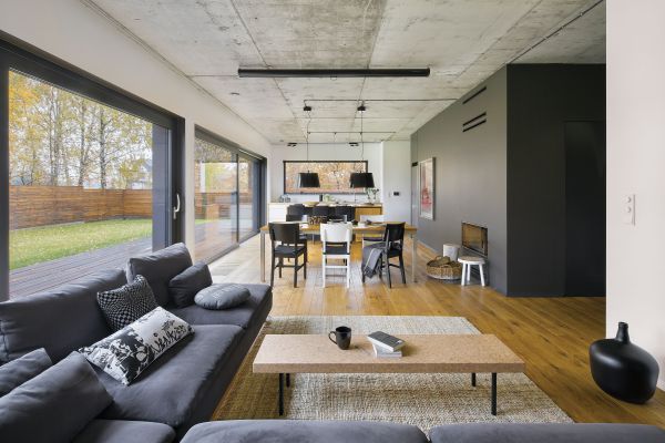 Architekci pokazują, jakie efekty można osiągnąć poprzez umiejętne kadrowanie widoków za oknem przy pomocy... framug!