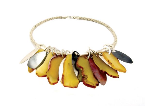 Naszyjnik ze srebra i bursztynu. Projekt i wykonanie - Marcin Zaremski.