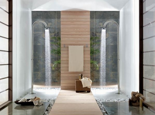 Dla niej i dla niego: nowością są wysokie deszczownice Dinamica o średnicy 11 cm. BOSSINI