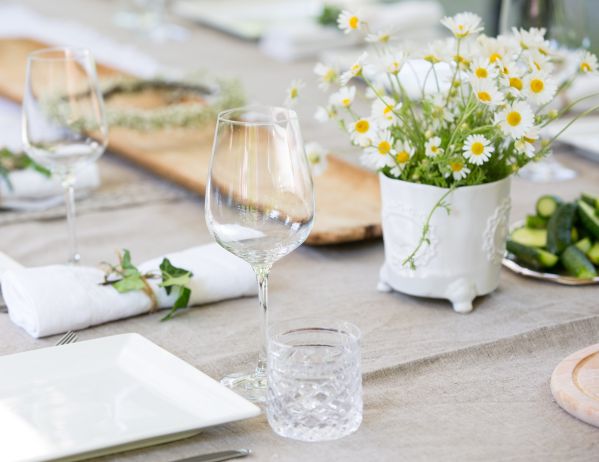 dekoracja stołu na komunię