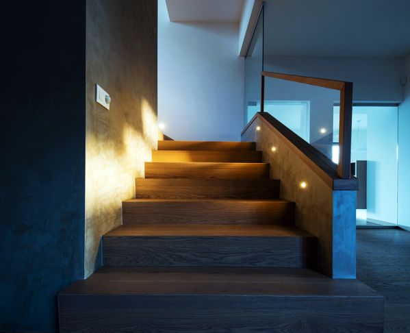 na co zwrócić uwagę podczas wyboru systemu inteligentnego oświetlenia