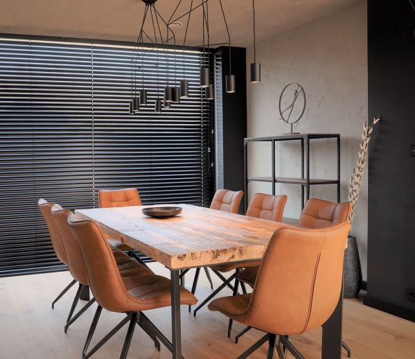 meble z odzyskanego drewna