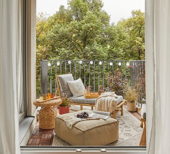 okno balkonowe w bloku aranżacje