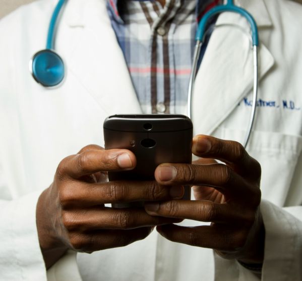 konsultacje lekarskie online a leczenie chorób przewlekłych