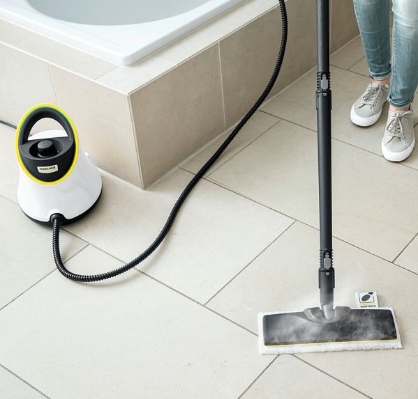 jak i czym szybko umyć podłogi w domu