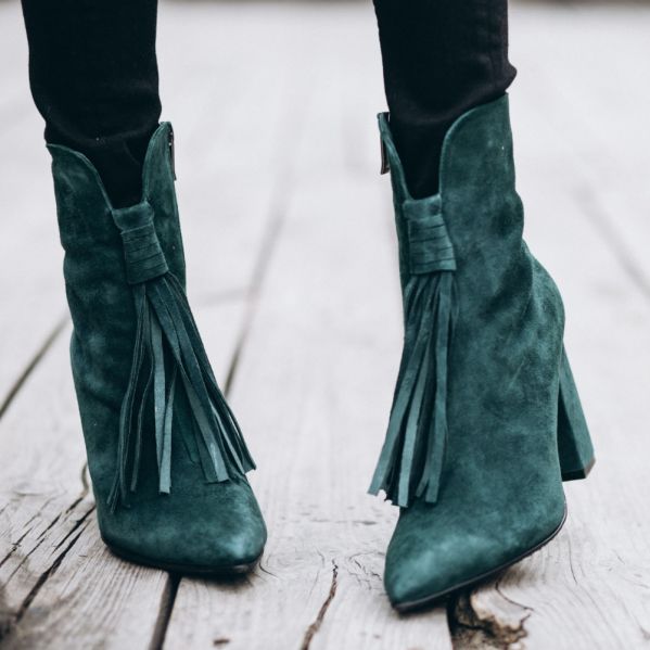 stylizacje z kozakami damskimi