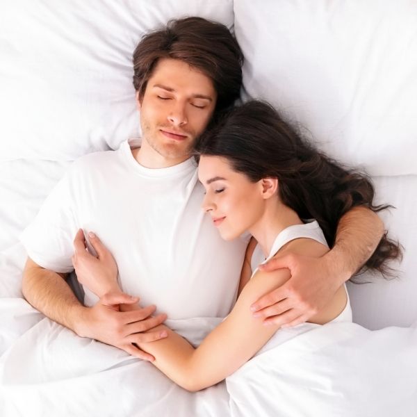 jak stworzyć sypialnię idealną dla pary z różnymi potrzebami snu