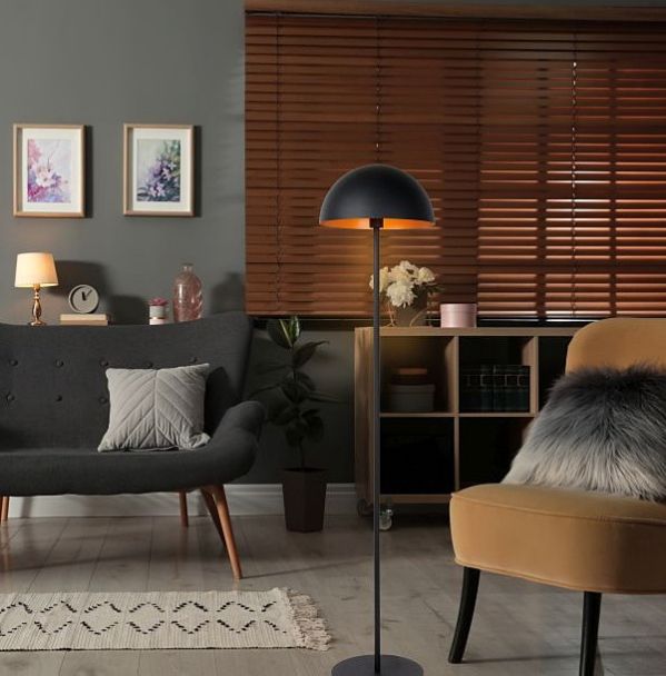 jak optymalnie oświetlić salon