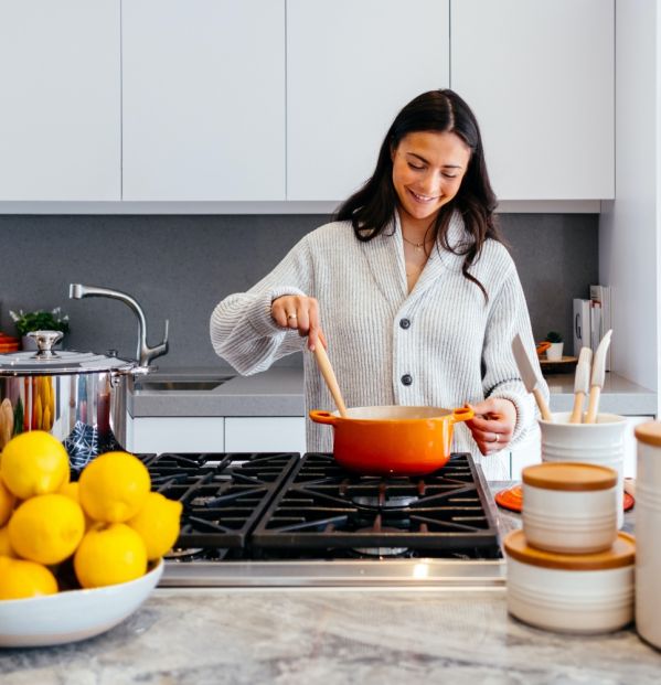 bezpieczna czysta i funkcjonalna kuchnia