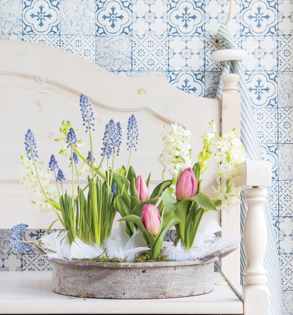 wiosenne dekoracje z tulipanów