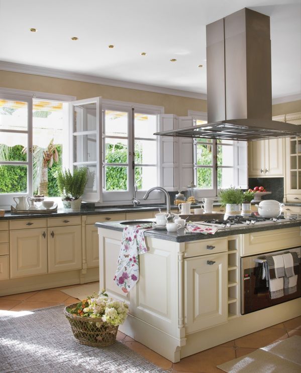 jak urządzić słoneczne wnętrze