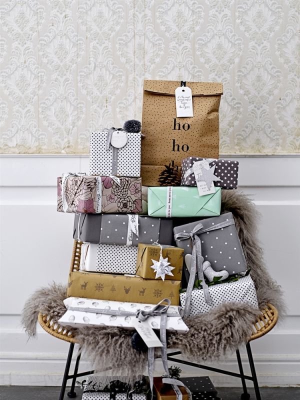 jak zapakować prezent pod choinkę