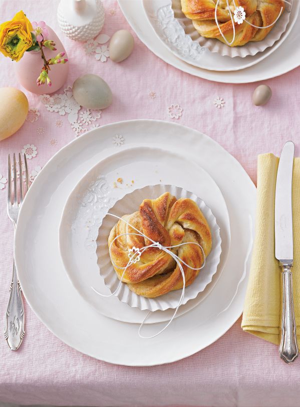 Drożdżówki z marcepanem