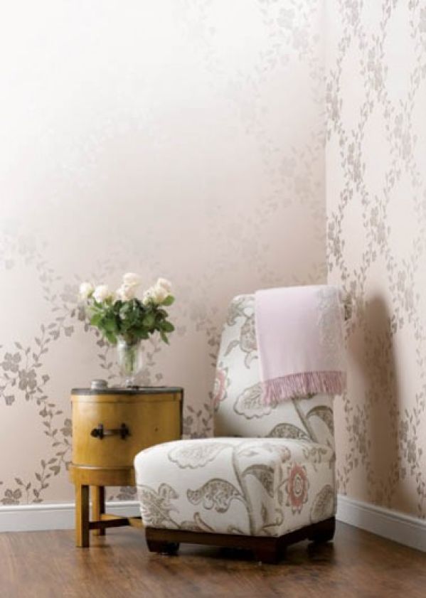 Bardzo kobieca kolekcja Alyssa projektu Niny Campbell.