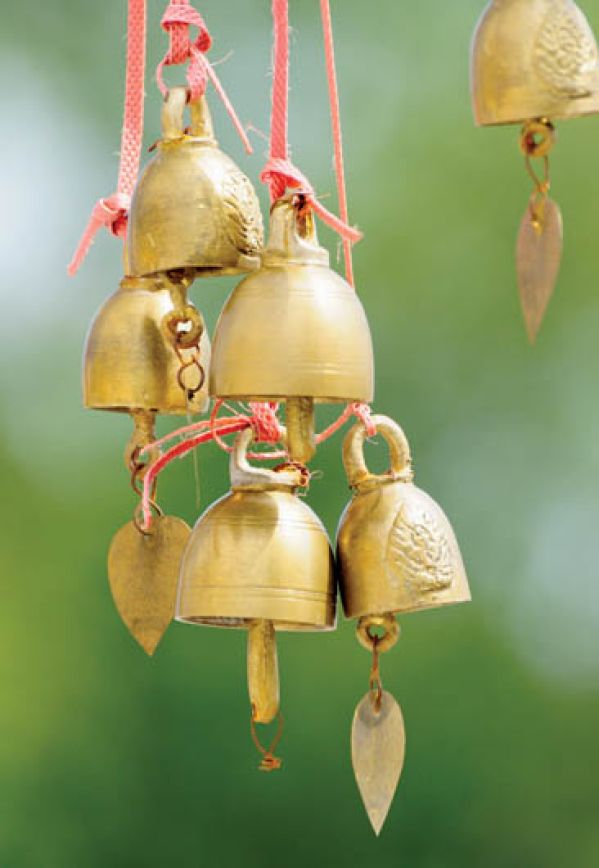 Stare orientalne dzwonki. Fot. Shutterstock