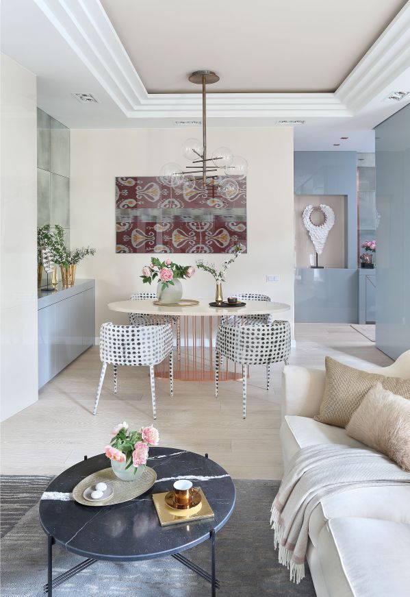 pastelowe wnętrza w stylu glamour