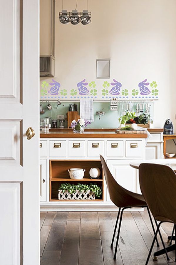 Szablon zająca z koniczyną