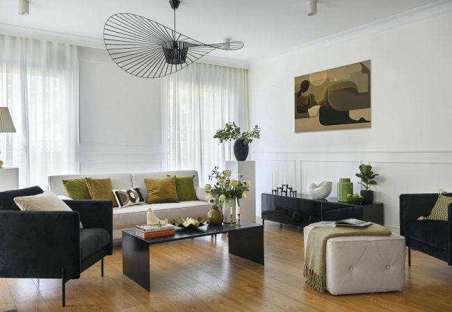 czarno-białe wnętrza