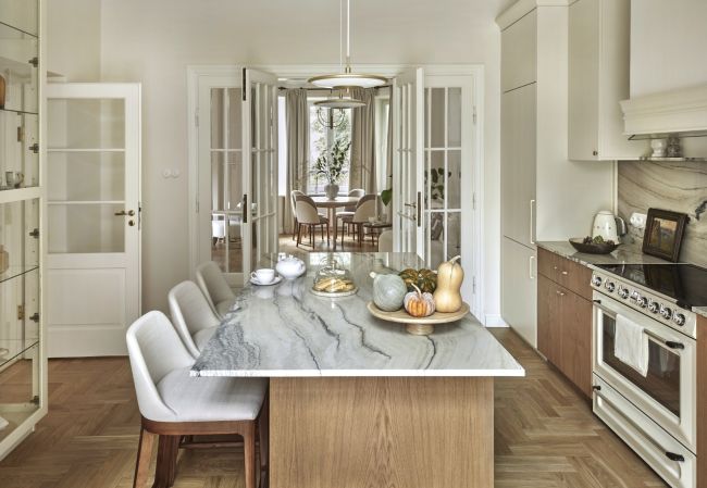 wnętrze modern classic w stuletniej willi na Mokotowie