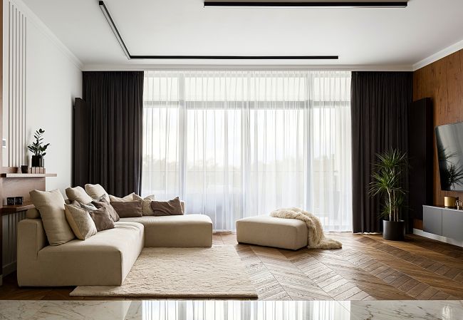 zasłony aż do sufitu dlaczego ten detal tak bardzo zmienia wnętrze