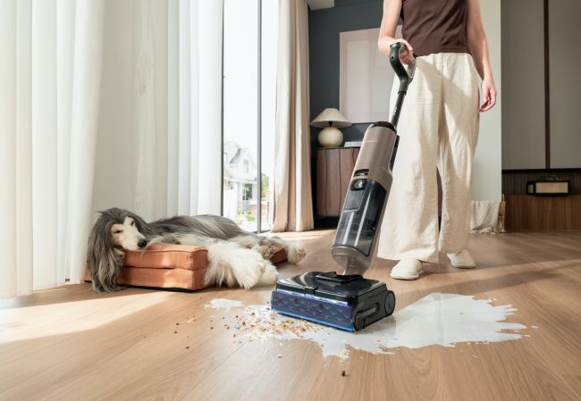 Tineco Floor One S7 Max Gold i S9 Scientist Complete – porównanie odkurzaczy myjących 2w1